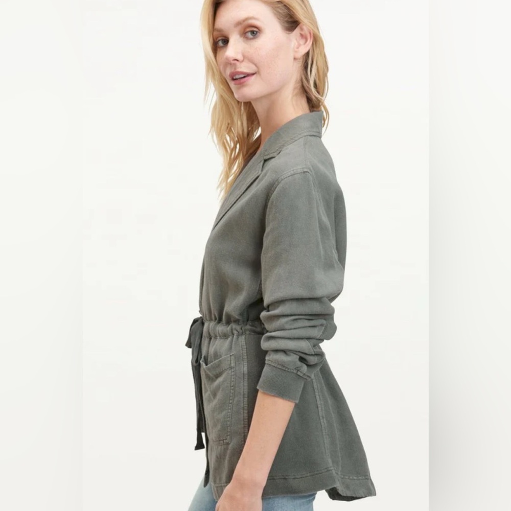 Splendid Soleil Jacket with self tie waist Soft Vintage Olive Green Medium NWT - Picture 2 of 12